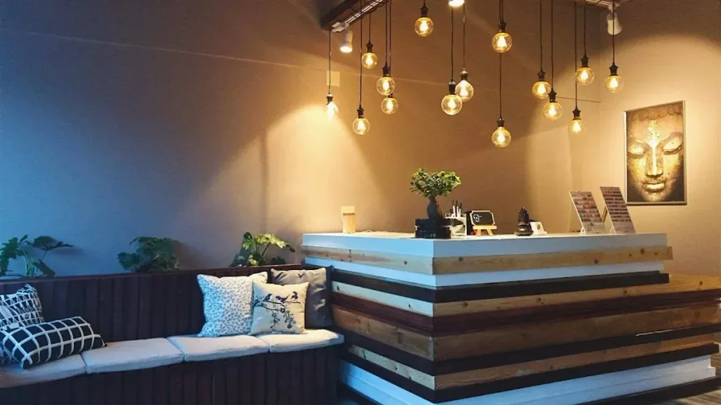 Nature Love Salon — Nail salon in Sacramento